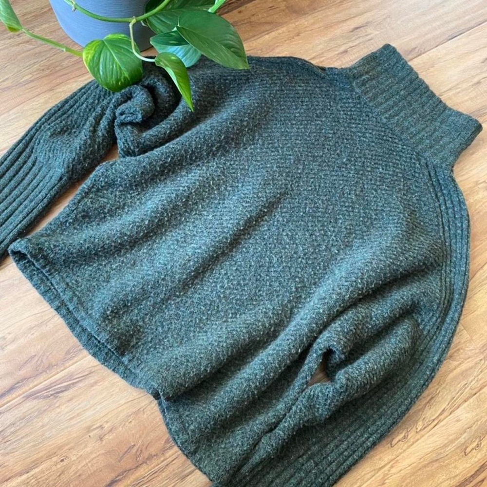 Green Fuzzy Turtleneck Sweater 🐢